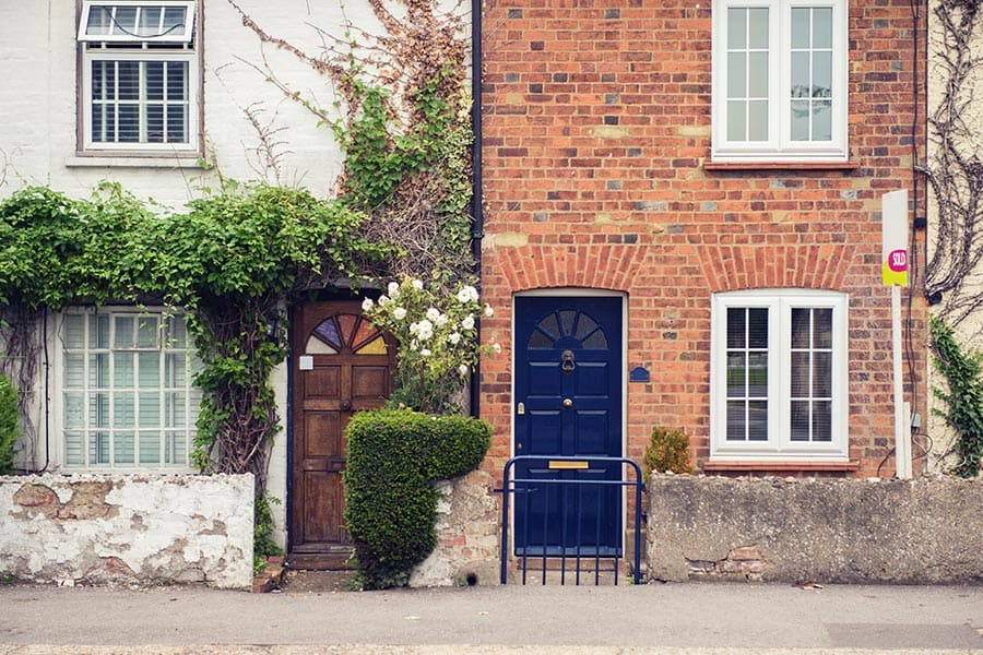 Serving Notice Under the Party Wall Act Luton